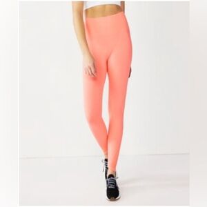 Women's Tek Gear® Seamless 7/8
Ankle Leggings